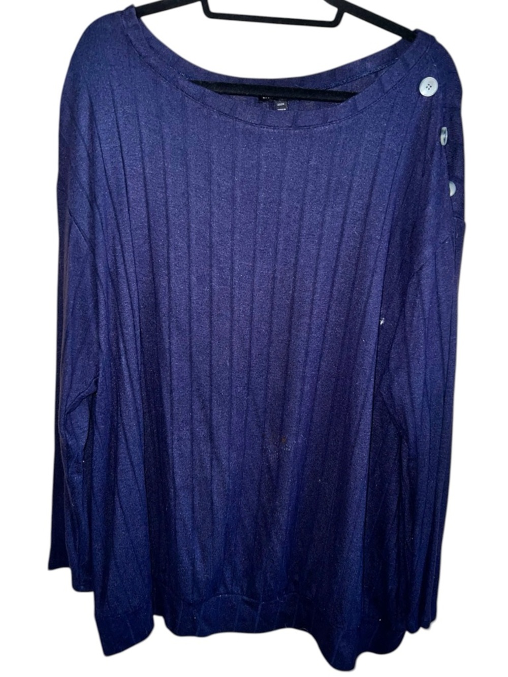 𝐋𝐀𝐍𝐄 𝐁𝐑𝐘𝐀𝐍𝐓 | BLUE CREW NECK BUTTON DETAIL LONG SLEEVE TOP
